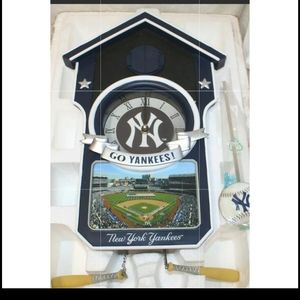 Collectors Yankee  Cuckoo Clock 2014 collectors edition